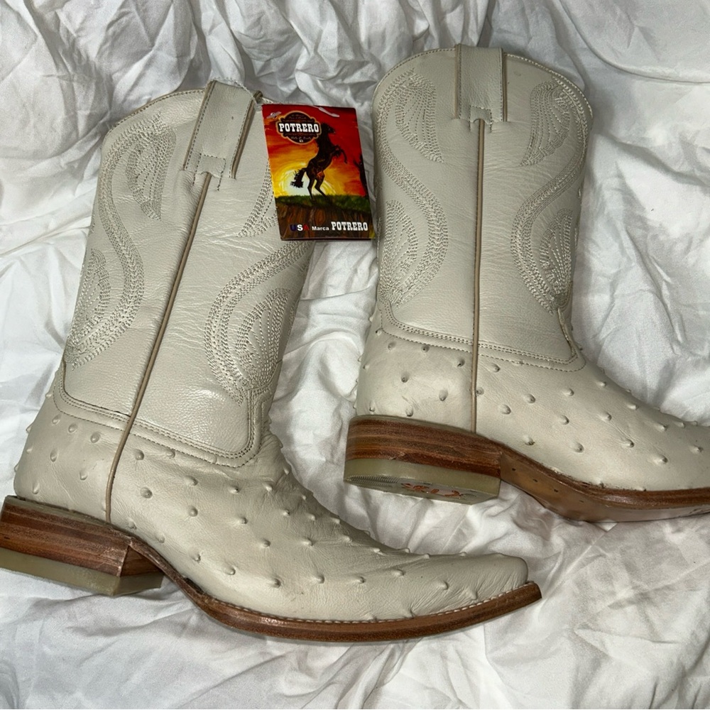 Women's Cream Heeled Boots